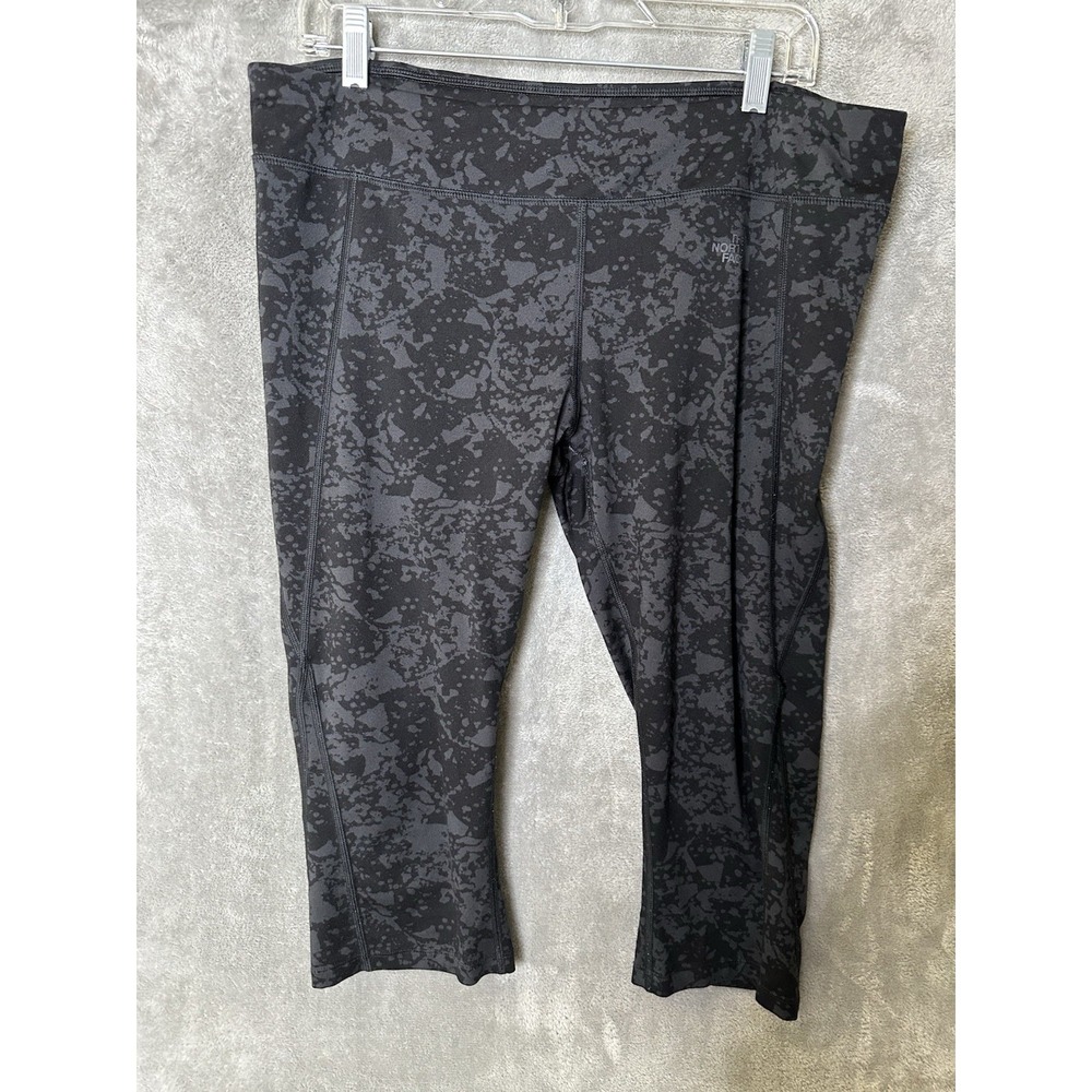 The North Face Leggings Womens Extra Large Black Camo‎ Cropped Athletic Gym